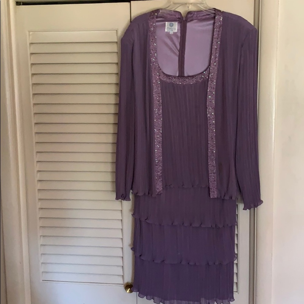 Evening wear